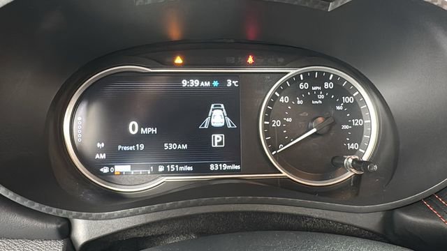 Used 2025 Nissan Versa SR image 18