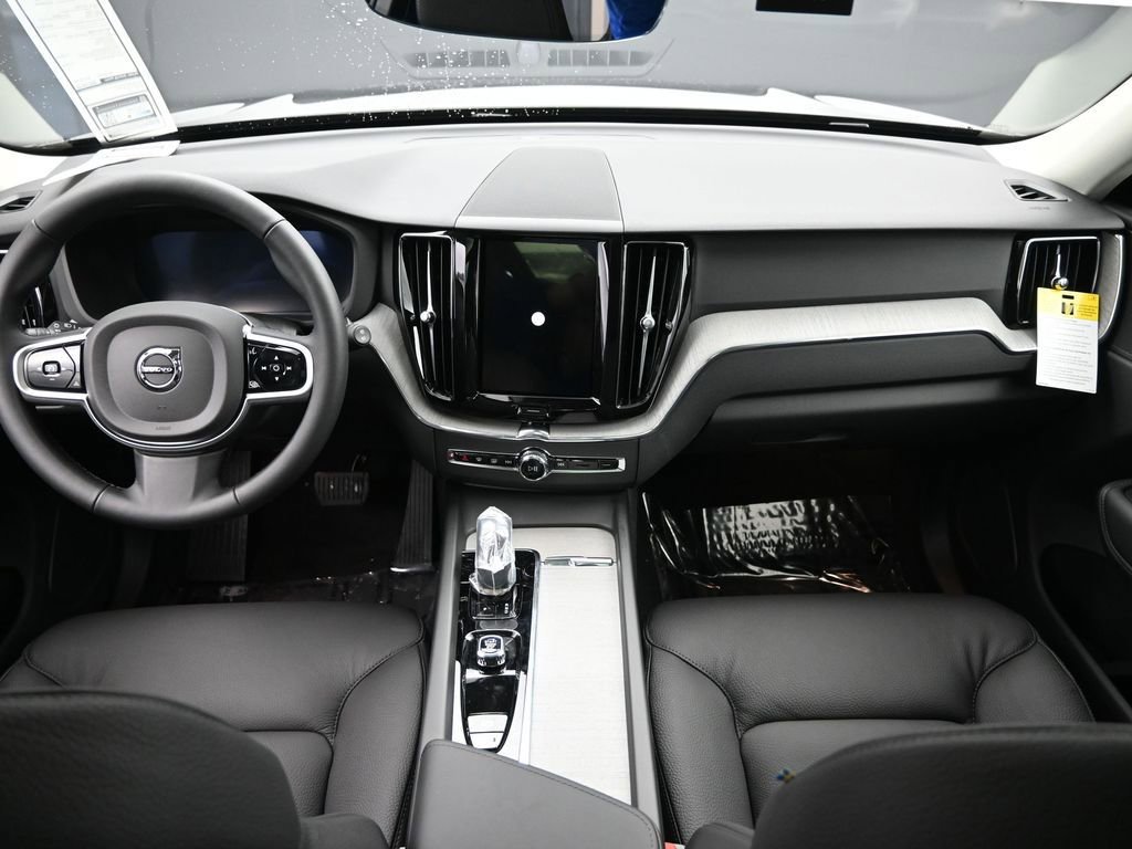 New 2025 Volvo XC60 B5 Plus w/ Protection Package Premier AWD/4WD image 21