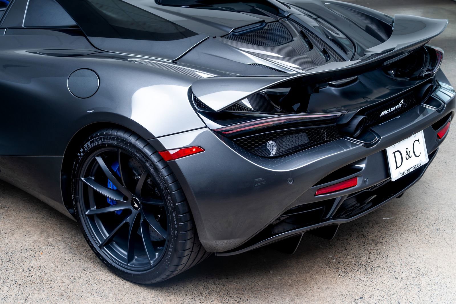 Used 2020 McLaren 720S Performance RWD image 10