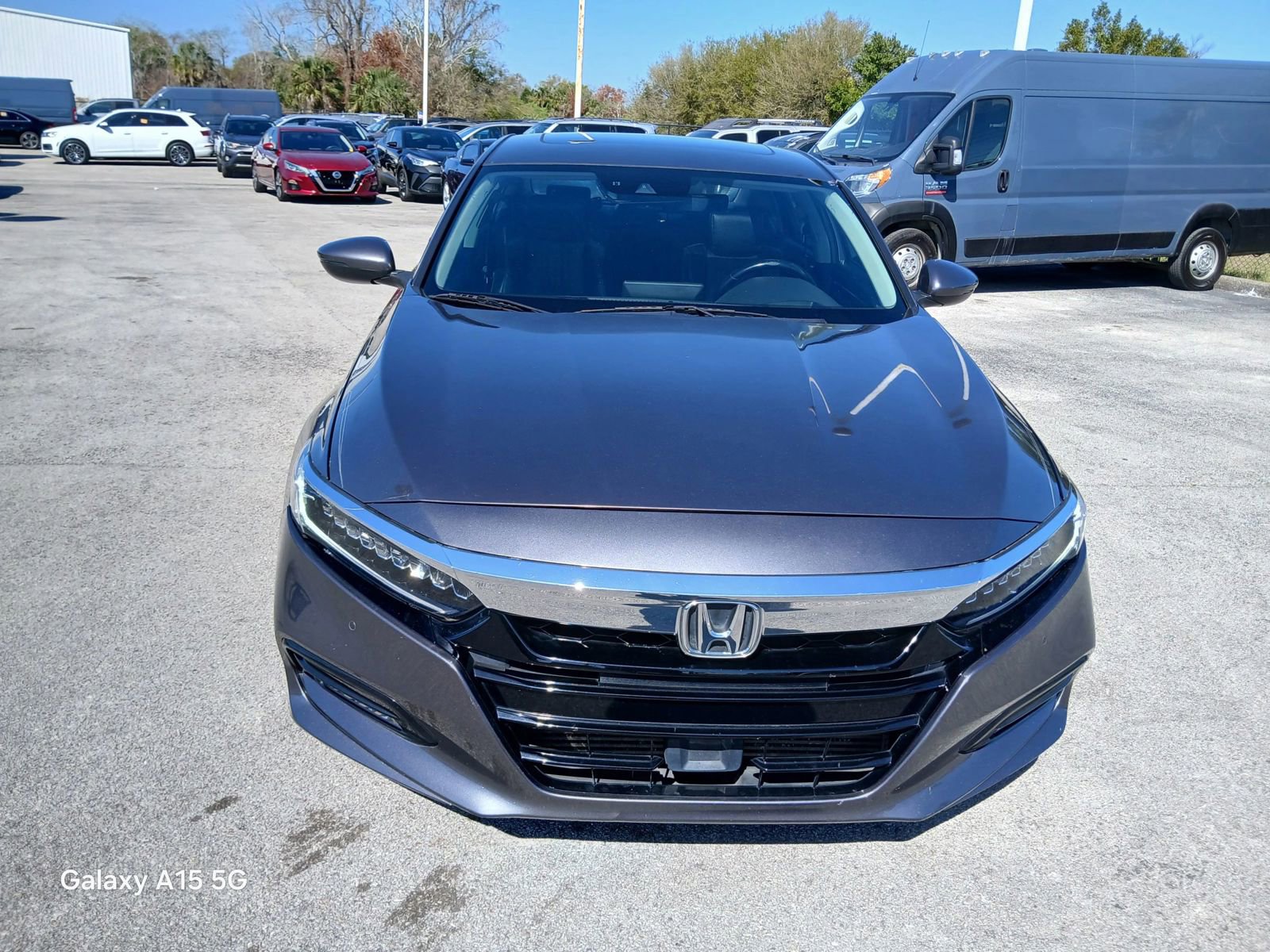Used 2018 Honda Accord Touring image 3