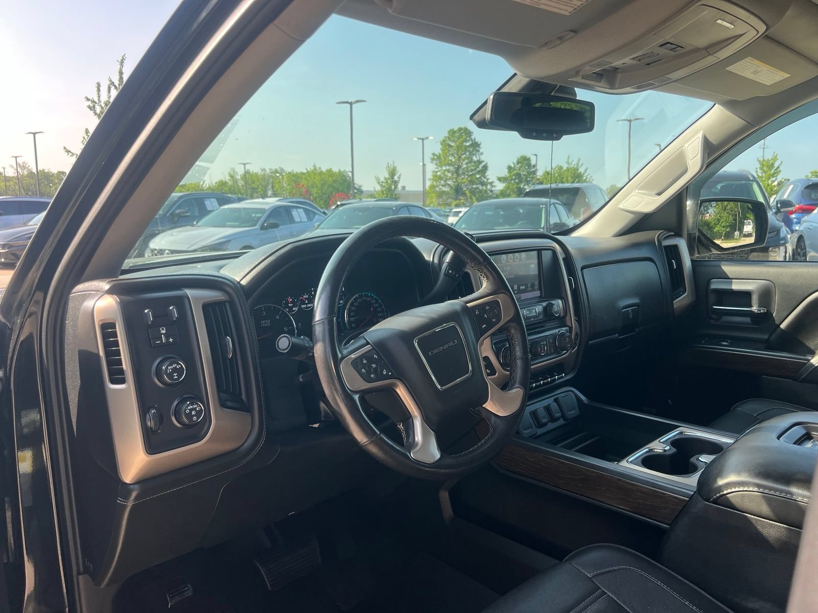 Used 2017 GMC Sierra 1500 Denali w/ Denali Ultimate Package AWD/4WD image 23