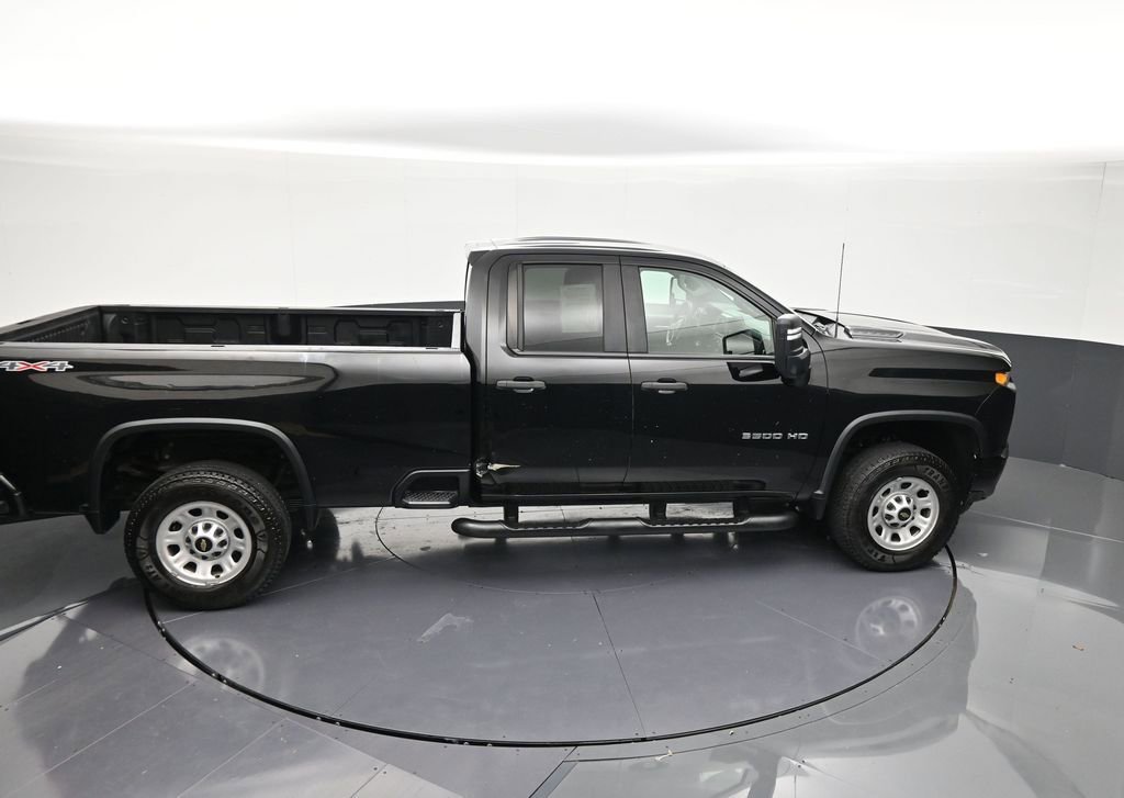 Used 2021 Chevrolet Silverado 3500 W/T w/ WT Convenience Package AWD/4WD image 17
