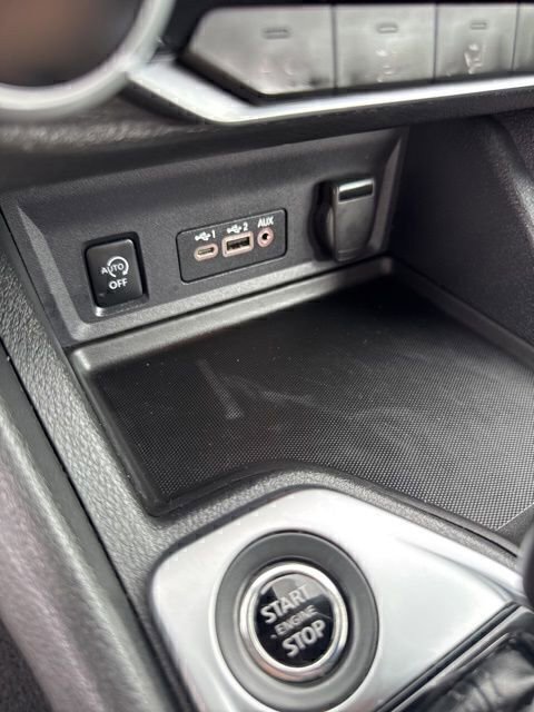 Used 2024 Nissan Sentra SV image 24