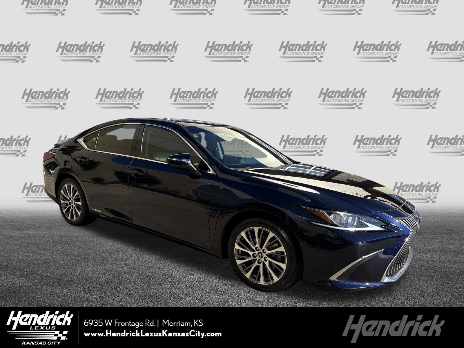 Used 2020 Lexus ES 300h w/ Premium Package