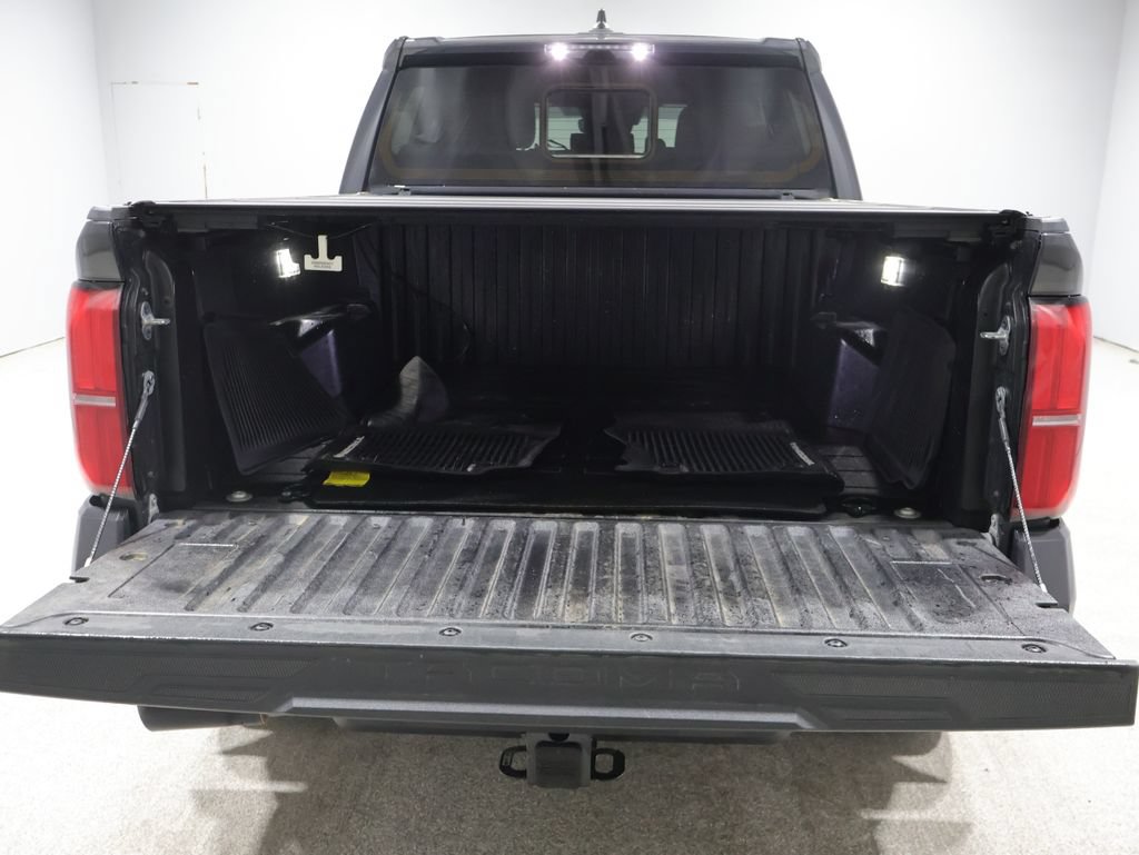 Used 2025 Toyota Tacoma TRD Off-Road w/ TRD Off Road Upgrade Package AWD/4WD image 4