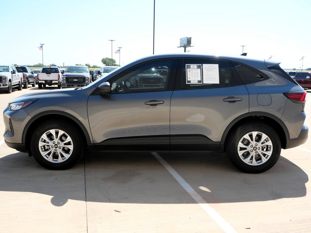 Certified 2025 Ford Escape Active AWD/4WD image 3