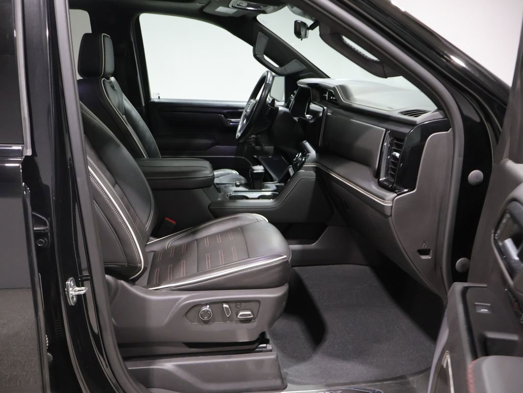 Used 2023 GMC Sierra 1500 AT4X AWD/4WD image 24