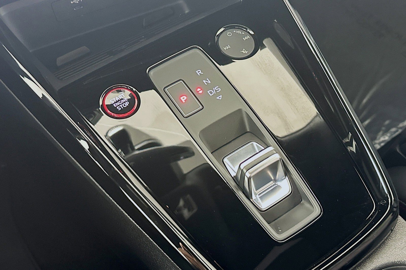 Used 2024 Audi RS 3 image 7