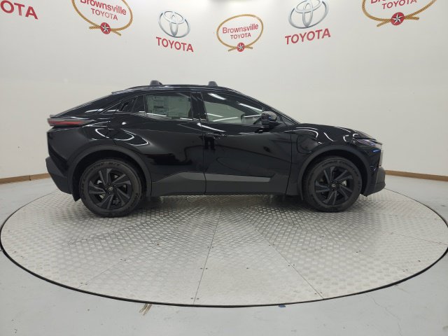 New 2026 Toyota C-HR AWD/4WD image 3