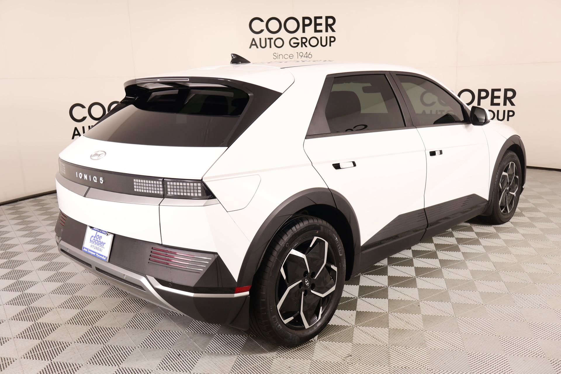 Used 2023 Hyundai Ioniq 5 SEL RWD image 21