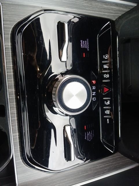 Used 2024 Jeep Wagoneer Series III image 45