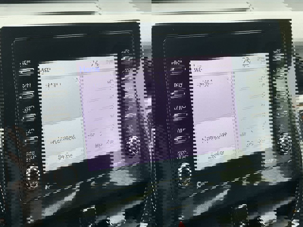 Used 2021 Toyota Camry SE w/ Cold Weather Package image 32