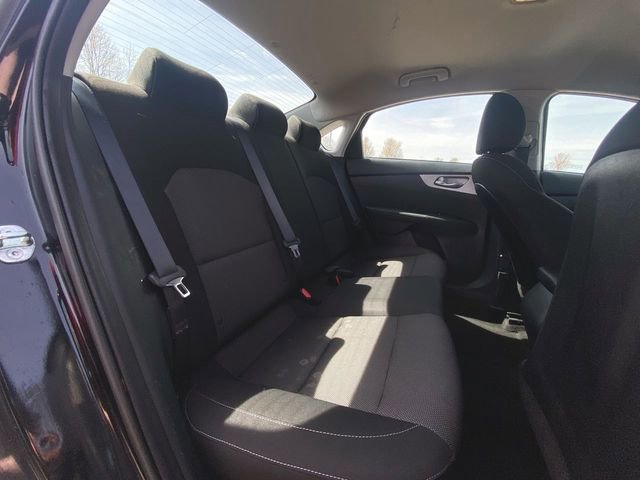 Used 2023 Kia Forte LXS FWD image 23