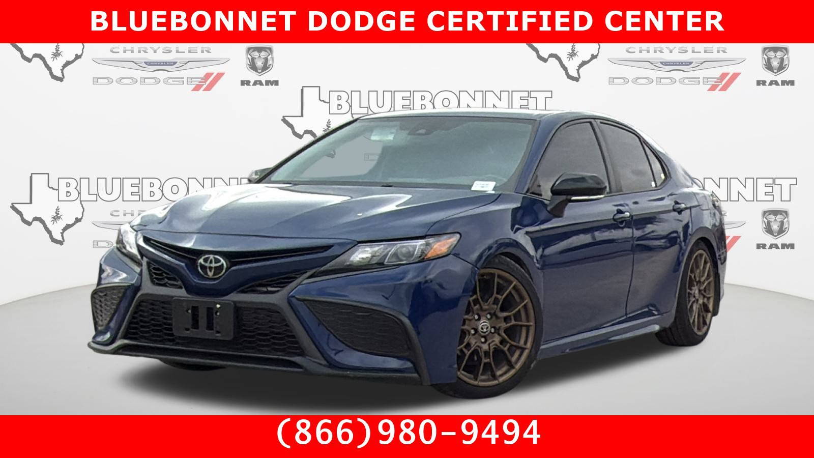 Used 2023 Toyota Camry SE image 1
