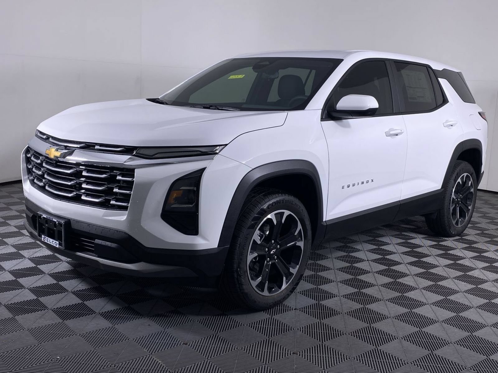 New 2027 Chevrolet Equinox LT w/ LPO, Floor Liner Package AWD/4WD image 17