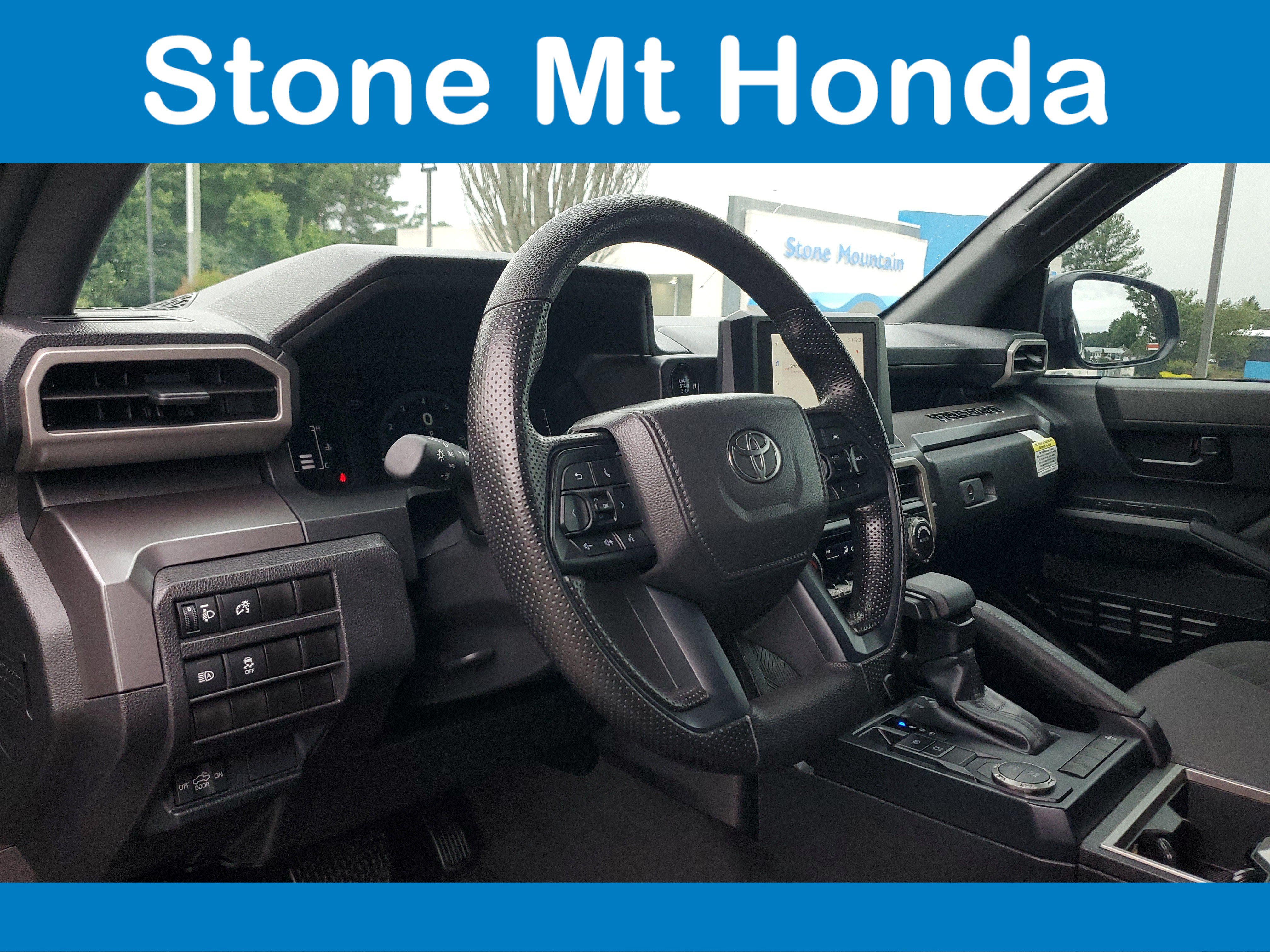 Used 2025 Toyota Tacoma SR5 RWD image 17
