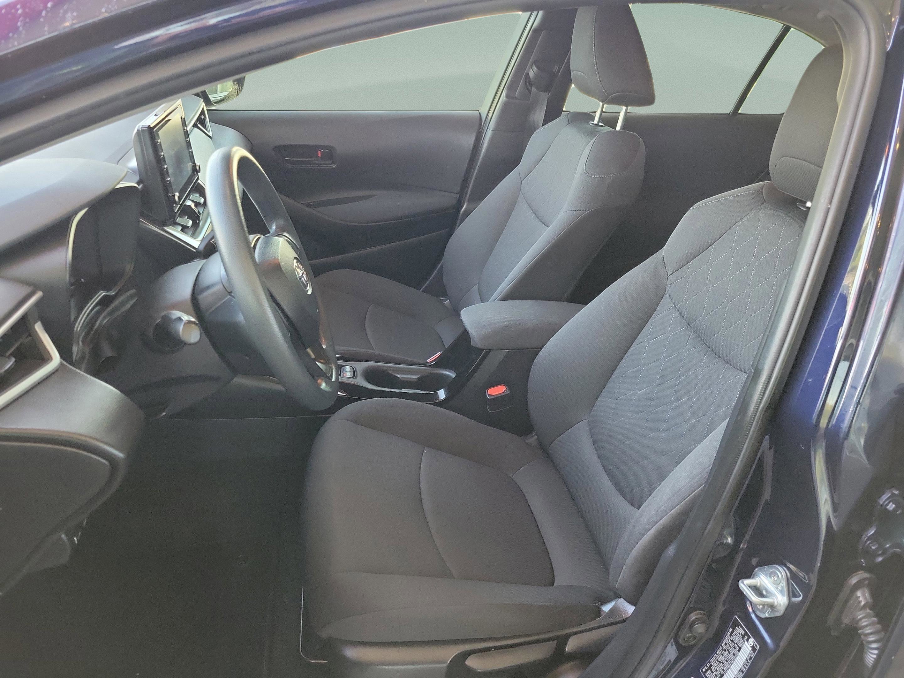 Used 2022 Toyota Corolla LE FWD image 20