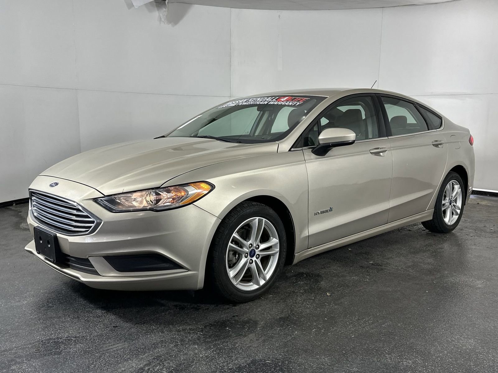 Used 2018 Ford Fusion S image 4