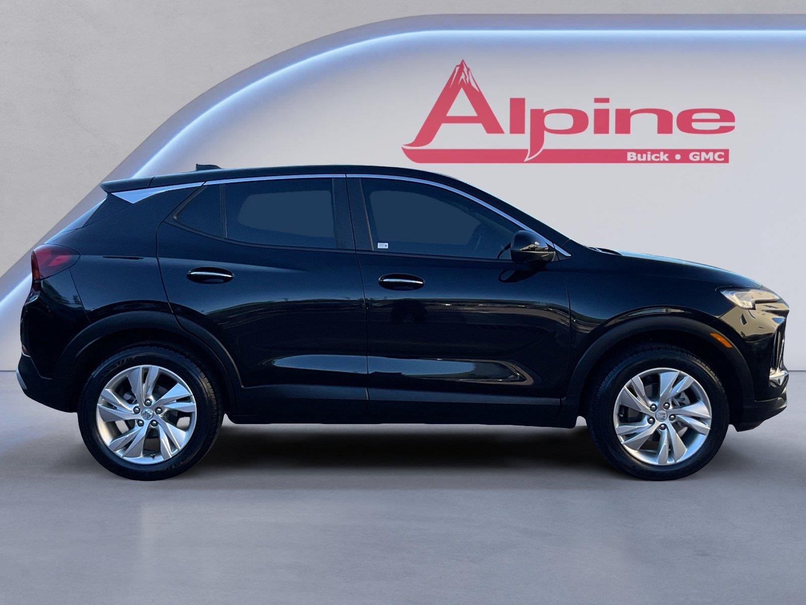 Certified 2024 Buick Encore GX Preferred w/ Advanced Technology Package AWD/4WD image 6