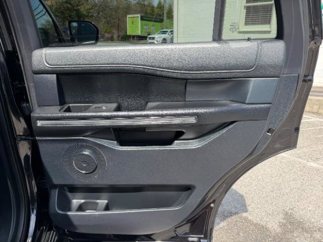 Used 2020 Ford Expedition XLT w/ Equipment Group 202A image 37