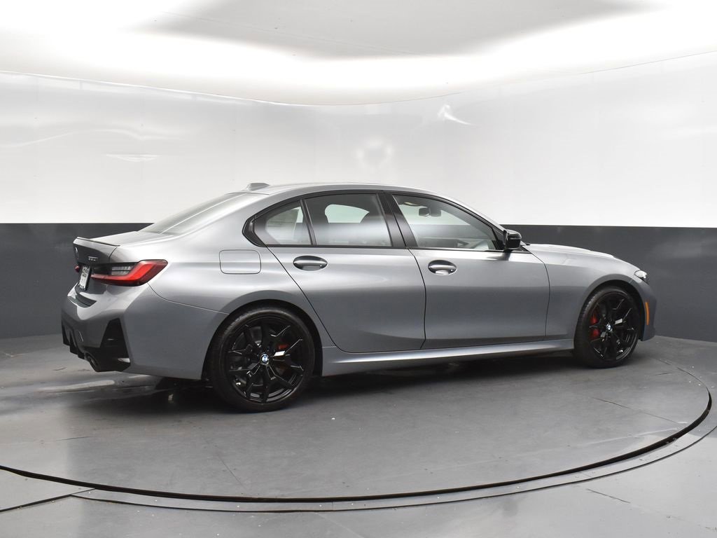 New 2026 BMW 330i Sedan w/ M Sport Package image 8