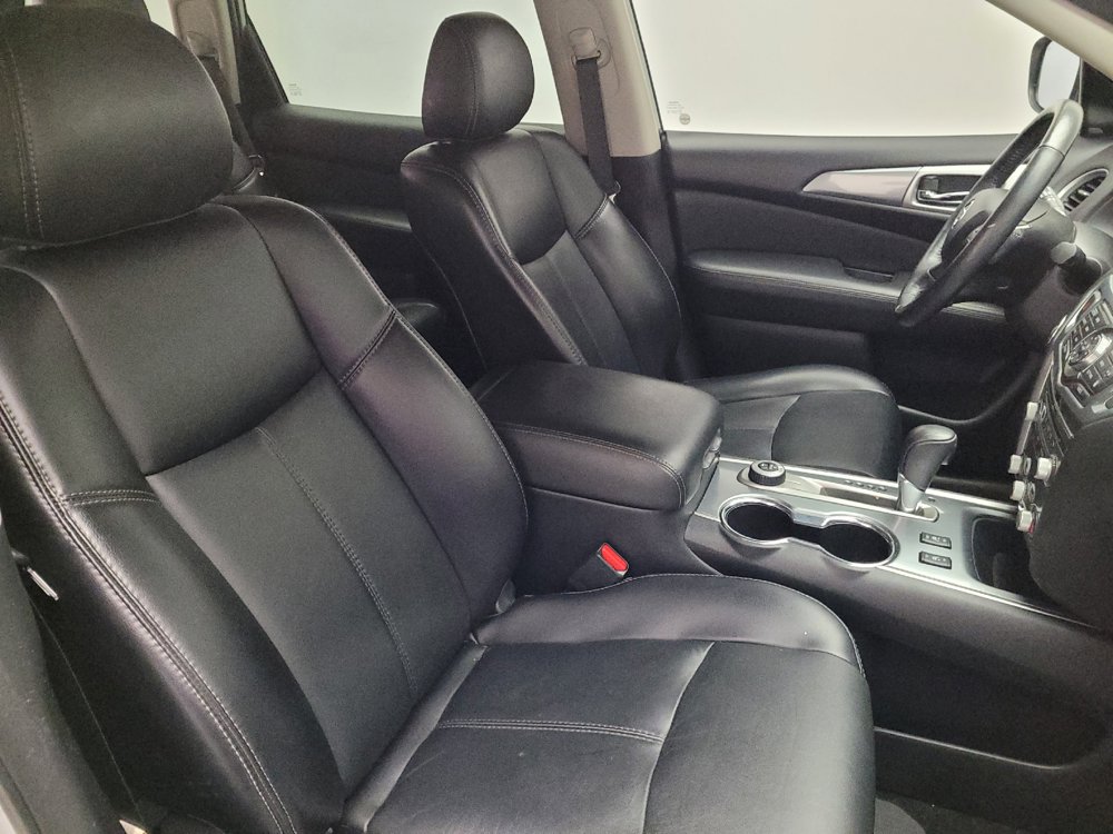 Used 2019 Nissan Pathfinder SL AWD/4WD image 21