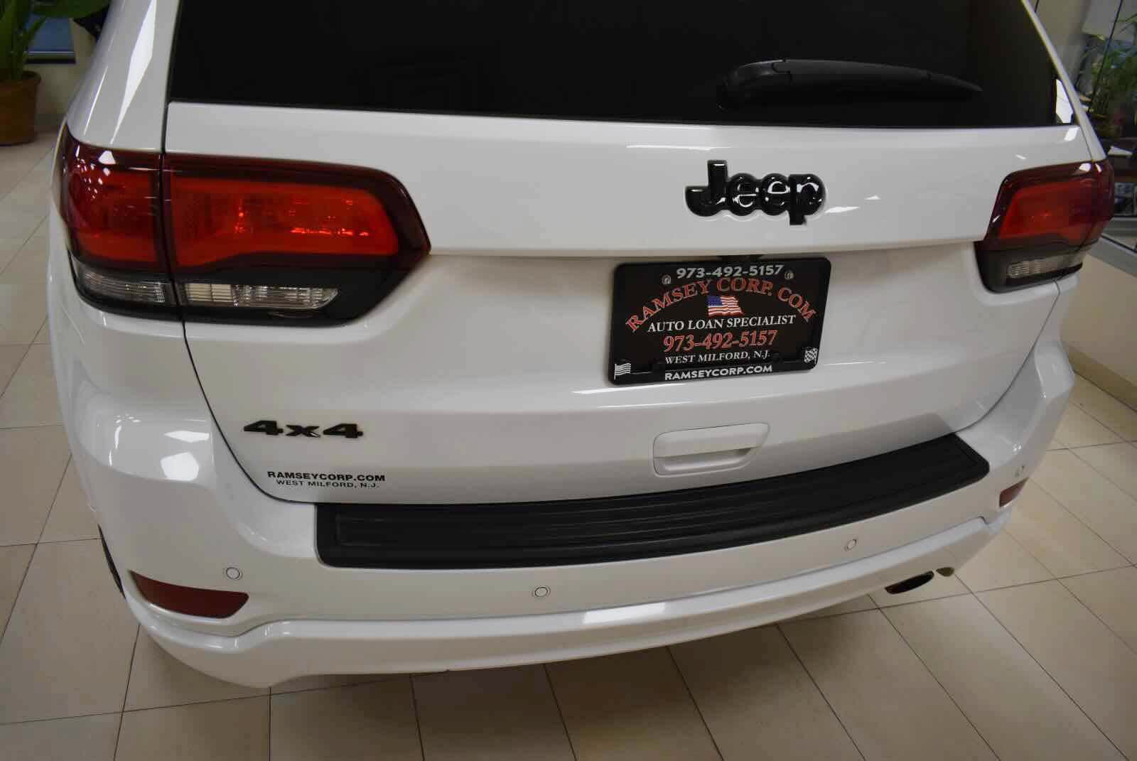 Used 2019 Jeep Grand Cherokee Altitude AWD/4WD image 56