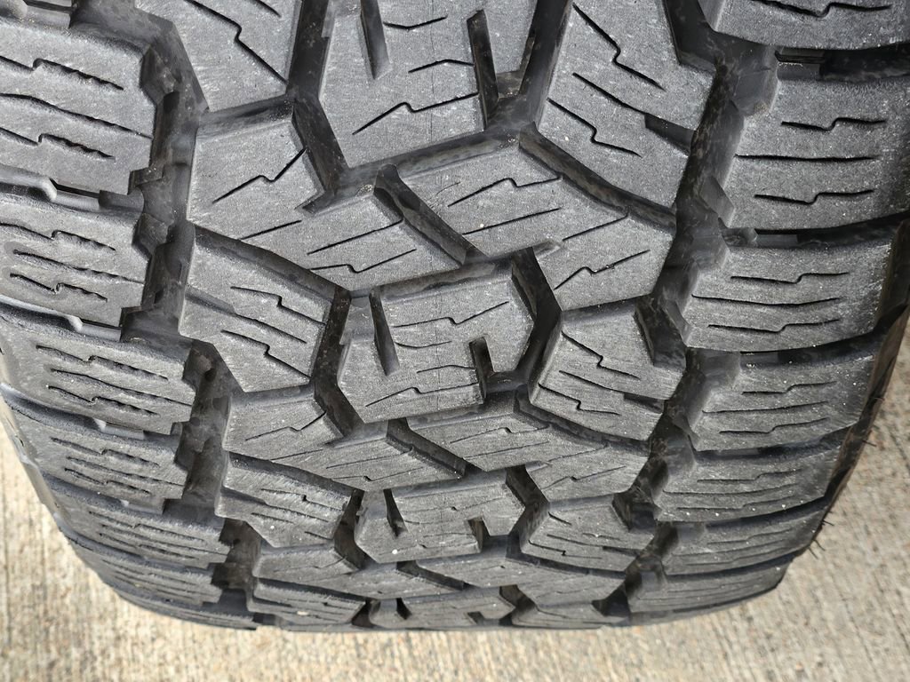 Used 2019 Ford F150 Platinum w/ Equipment Group 701A Luxury image 11