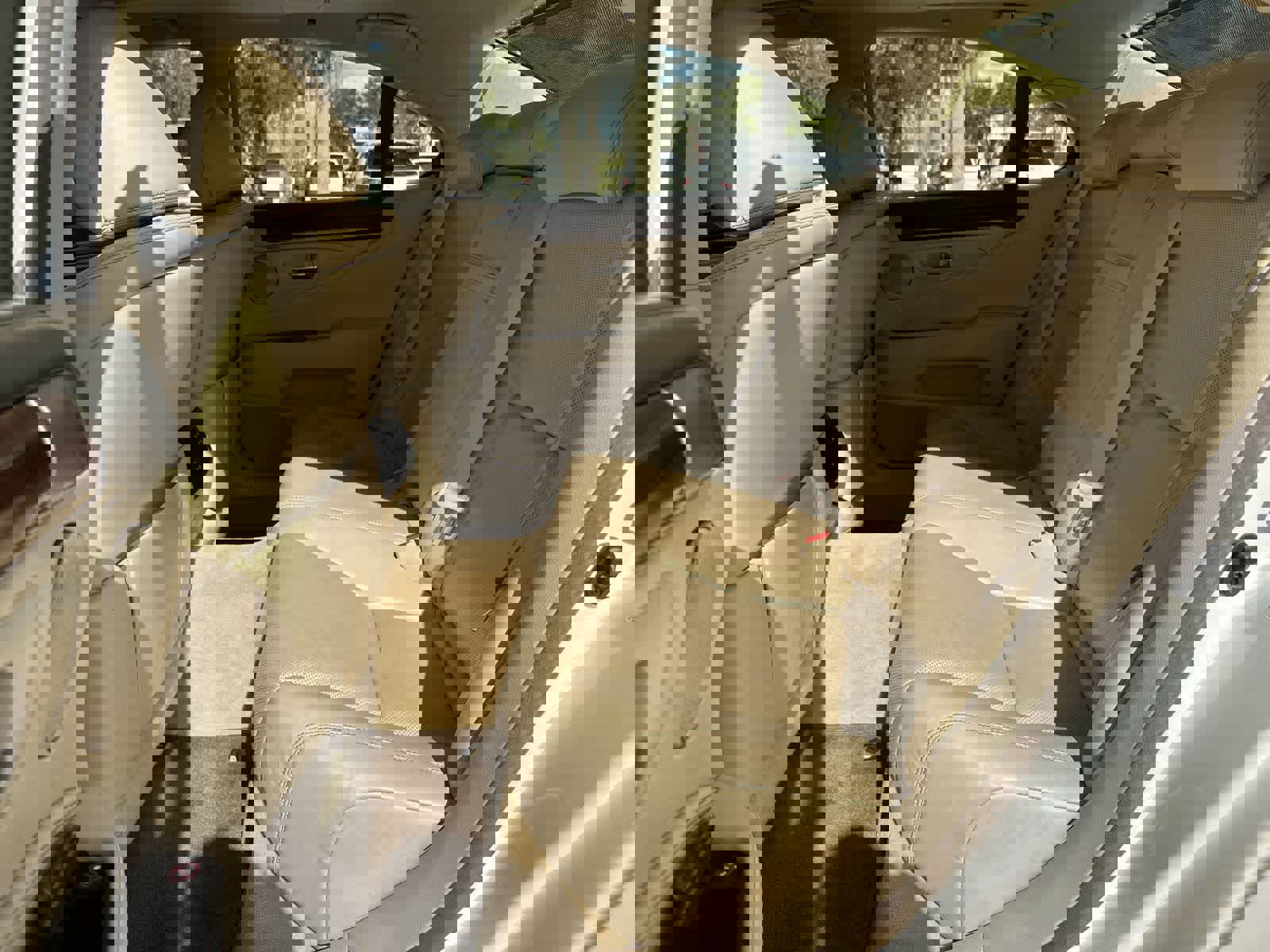 Used 2016 Lexus LS 460 w/ Comfort Package image 15