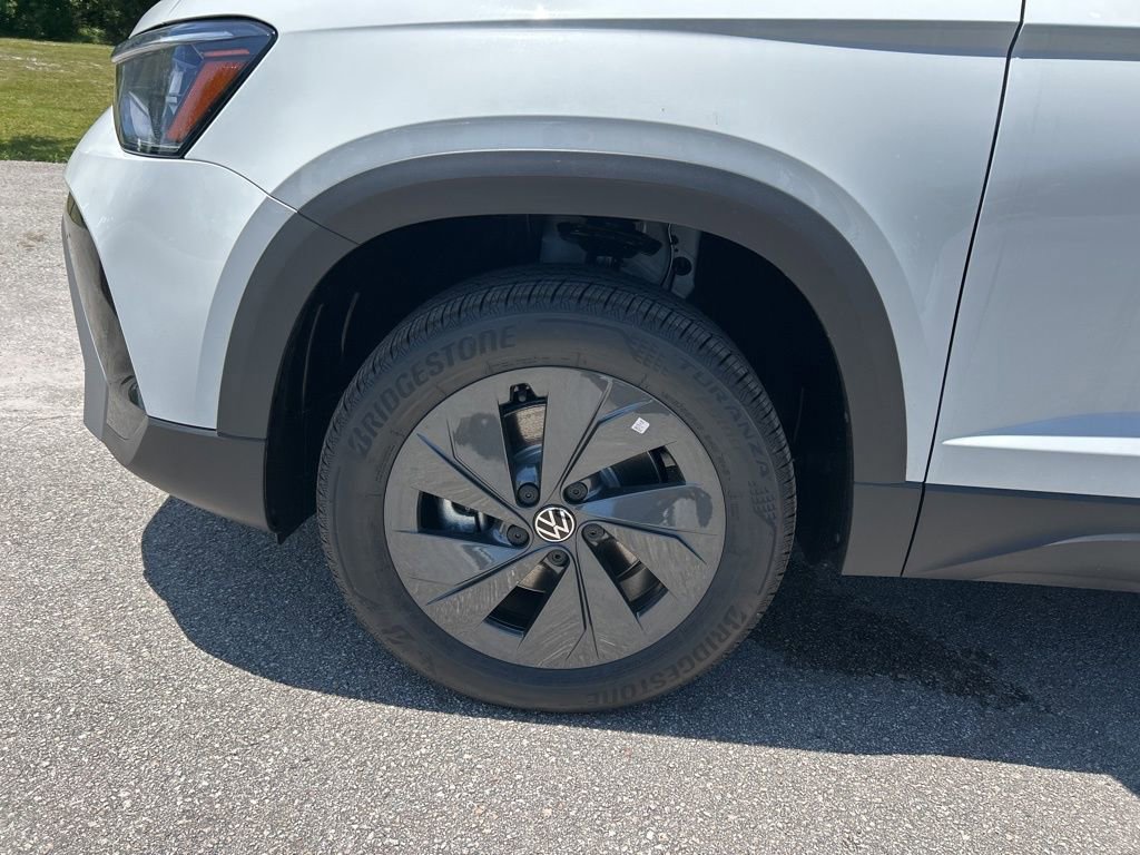 New 2026 Volkswagen Taos S FWD image 52