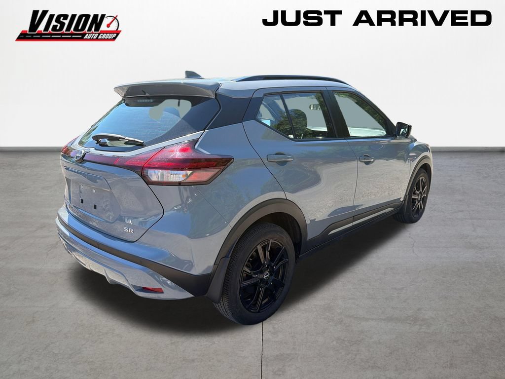 Used 2024 Nissan Kicks SR w/ SR Premium Package FWD image 5