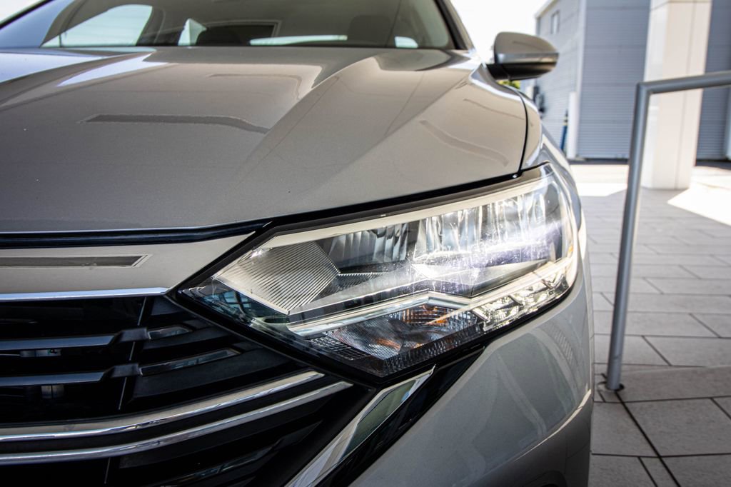 Used 2022 Volkswagen Jetta S FWD image 6