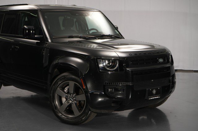 Used 2023 Land Rover Defender 110 X-Dynamic SE AWD/4WD image 9