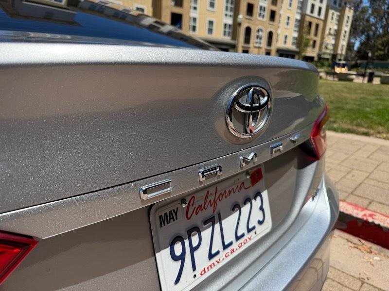 Used 2019 Toyota Camry LE w/ Carpet Mat Package FWD image 20
