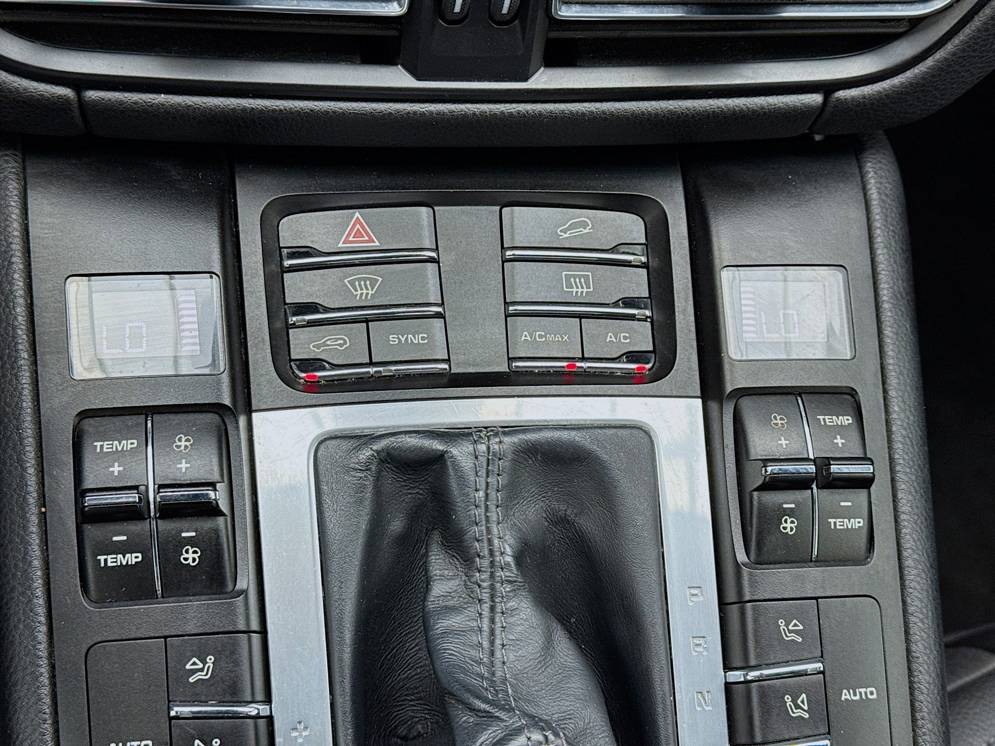 Used 2019 Porsche Macan image 12