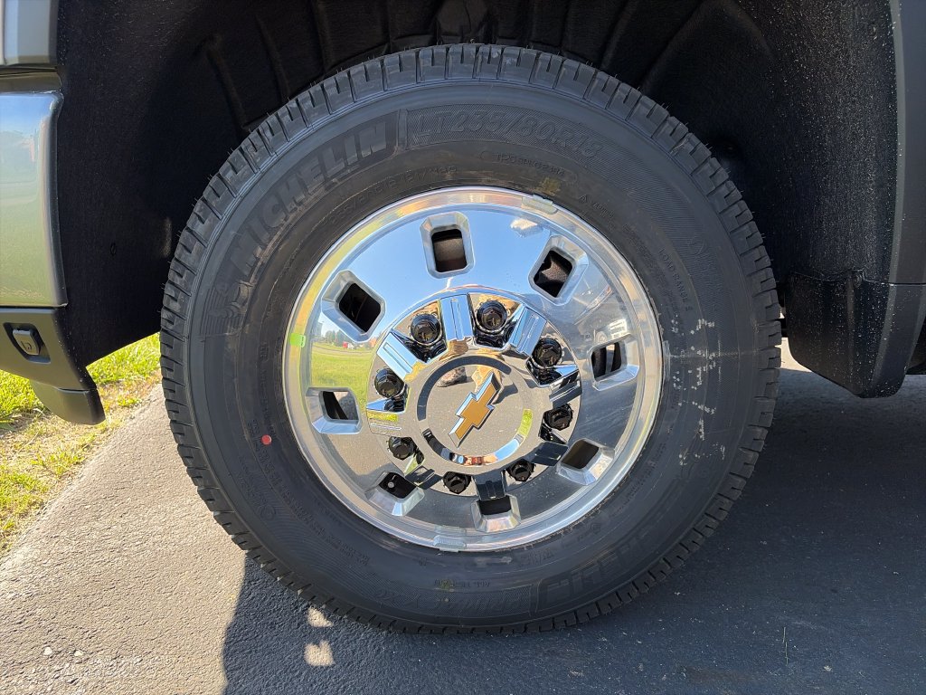 New 2026 Chevrolet Silverado 3500 High Country w/ High Country Premium Package AWD/4WD image 27