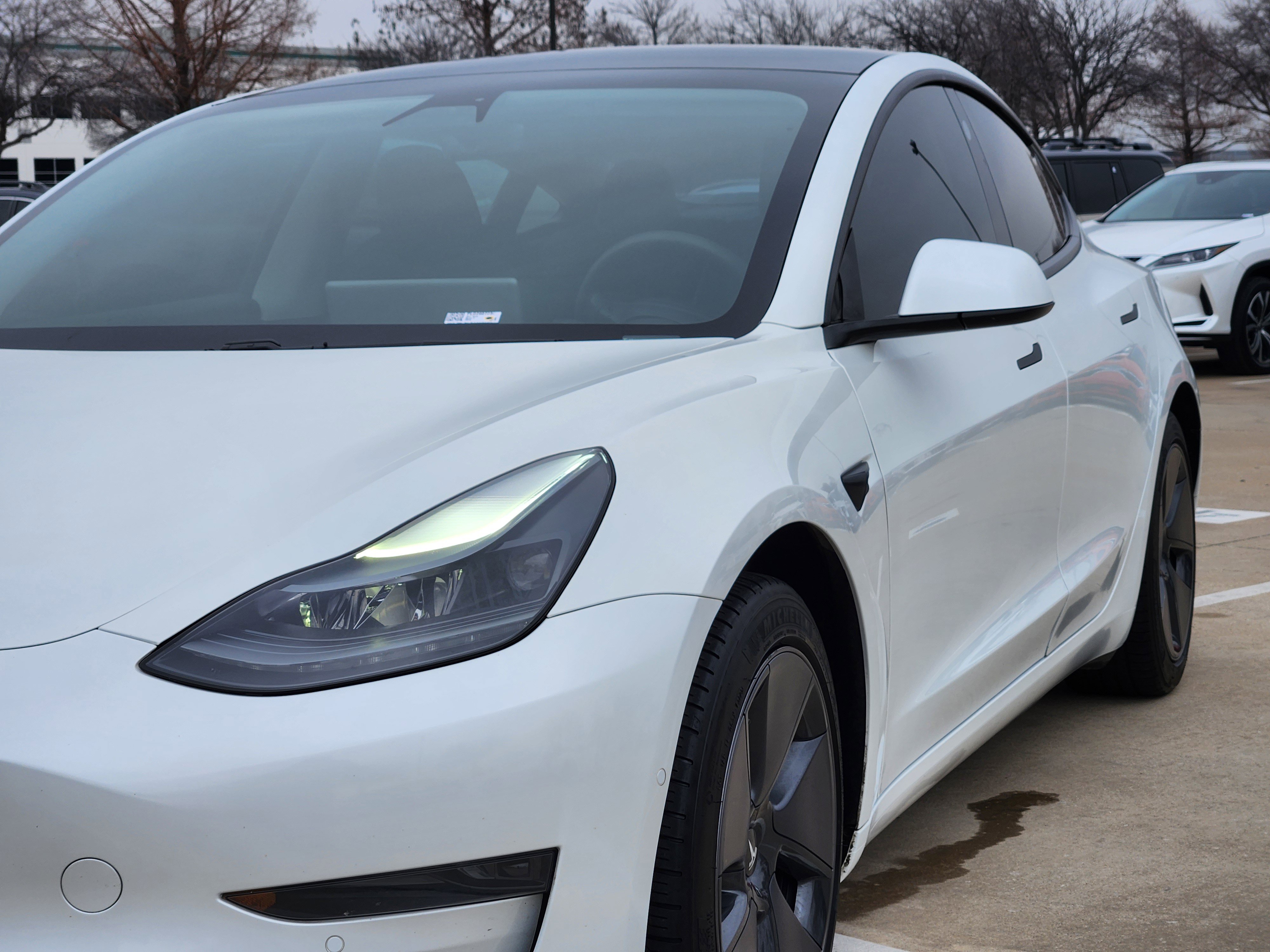 Used 2021 Tesla Model 3 Standard Range Plus image 10