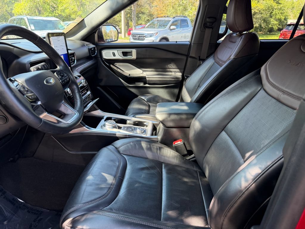 Used 2023 Ford Explorer Platinum w/ Technology Package AWD/4WD image 21