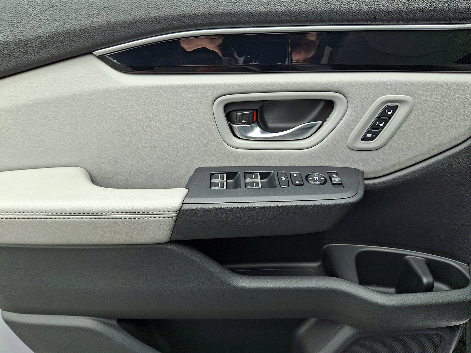 Certified 2023 Honda Pilot Touring image 11