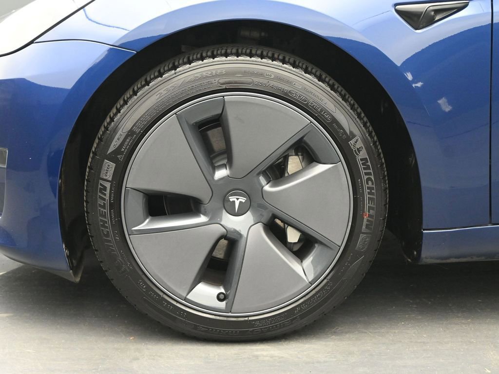 Used 2023 Tesla Model 3 Standard Range image 25