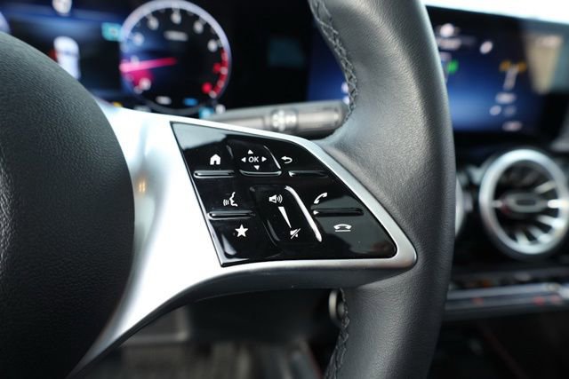Certified 2024 Mercedes-Benz GLB 250 image 16