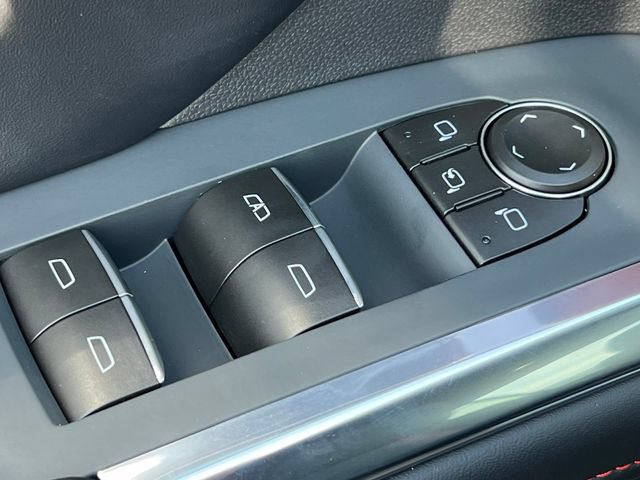 New 2027 Chevrolet Traverse RS AWD/4WD image 19