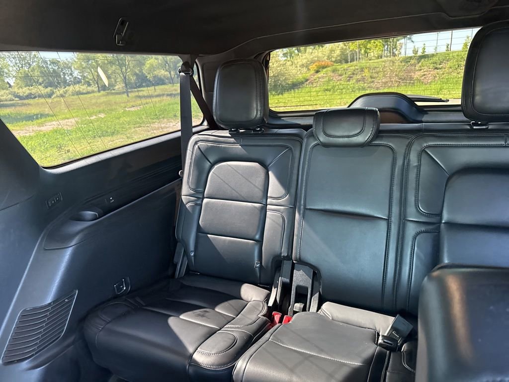 Used 2019 Lincoln Navigator L Reserve AWD/4WD image 25
