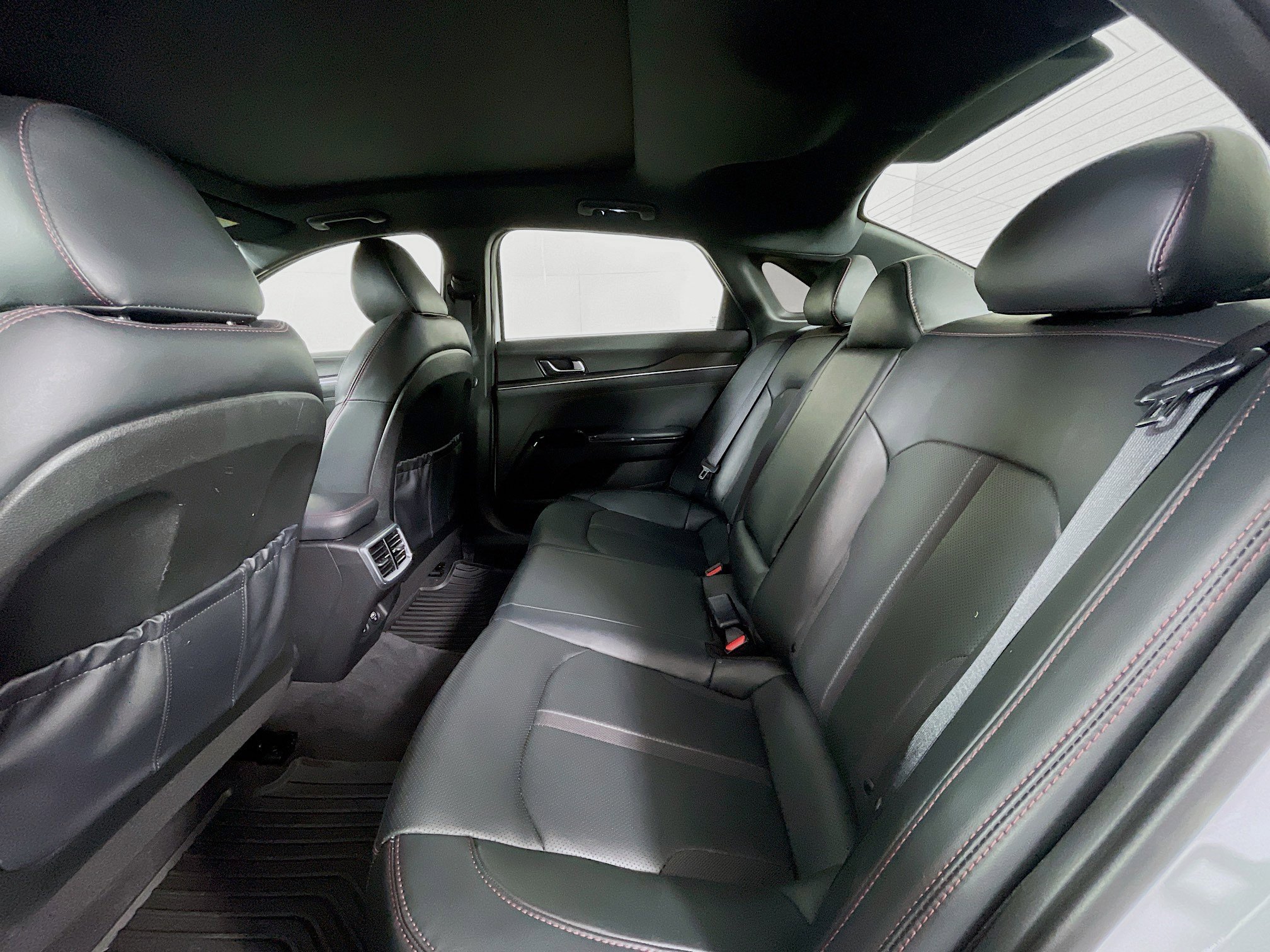 Used 2023 Kia K5 GT image 28