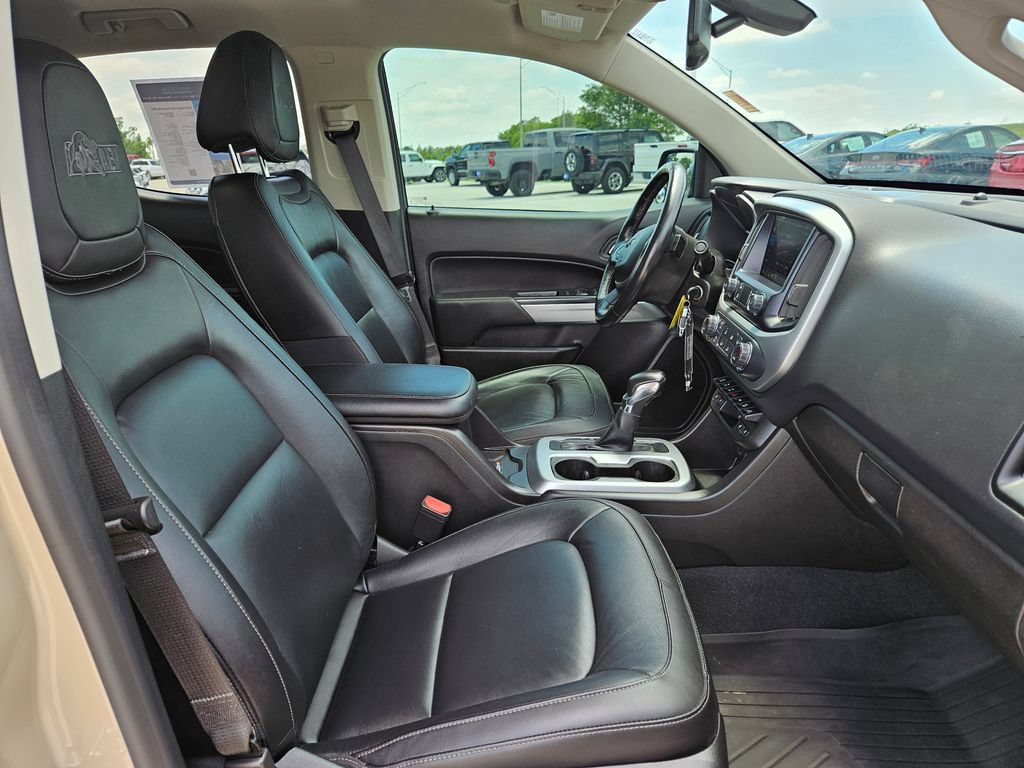Used 2022 Chevrolet Colorado ZR2 w/ Colorado ZR2 Bison Edition AWD/4WD image 35