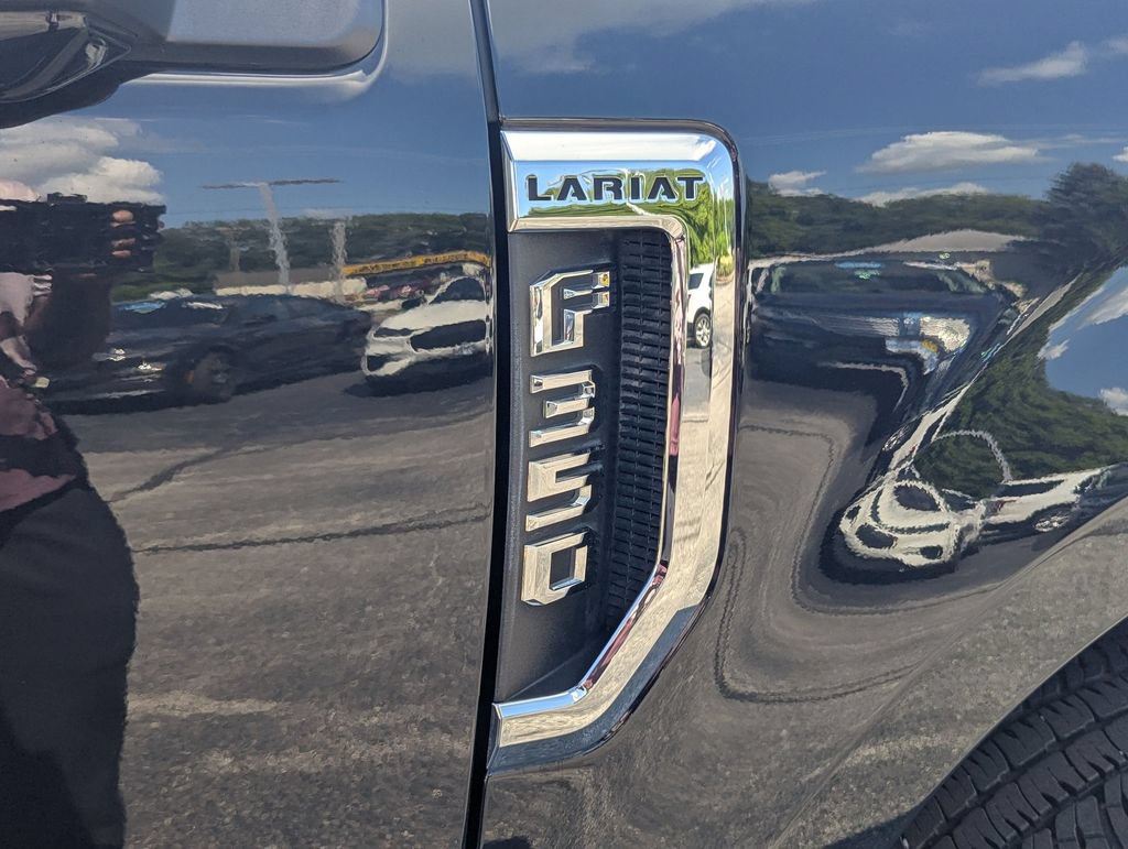 Used 2021 Ford F350 Lariat w/ Chrome Package AWD/4WD image 21
