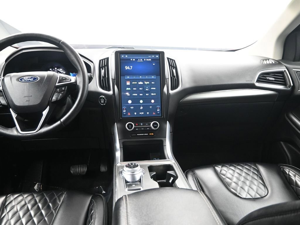 Used 2024 Ford Edge Titanium image 30