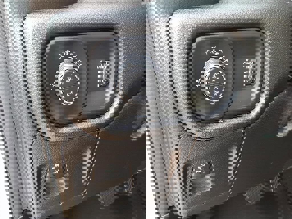 Used 2021 RAM 1500 Big Horn image 20