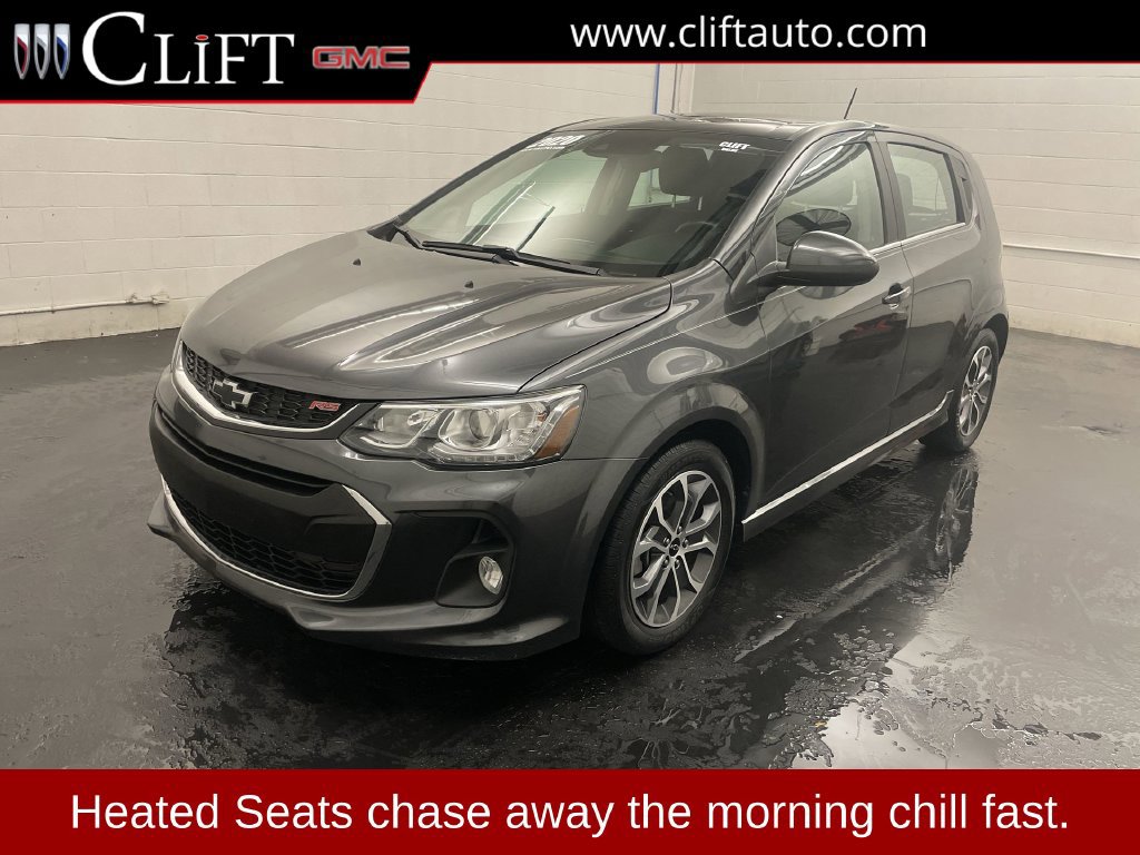 Used 2020 Chevrolet Sonic LT w/ Convenience Package FWD image 1