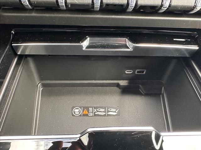 New 2026 GMC Yukon XL Denali w/ Sun & Power Step Package image 33